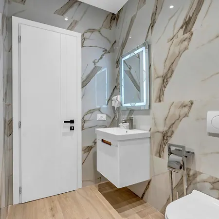 Ad Guest house *